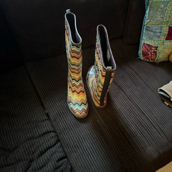 Missoni Target Colorful Zigzag Women's Rain Boots - Picture 2 of 7